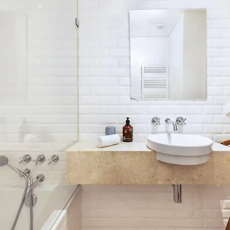 Colosseum Building - Theta Apartment Lisbon