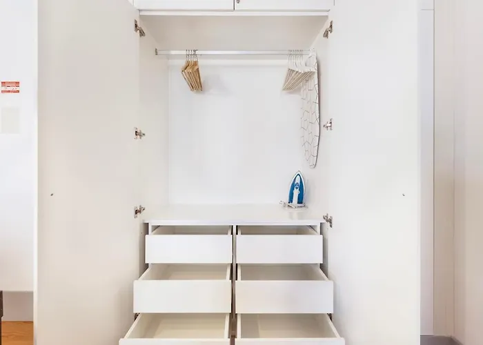 Colosseum Building - Theta